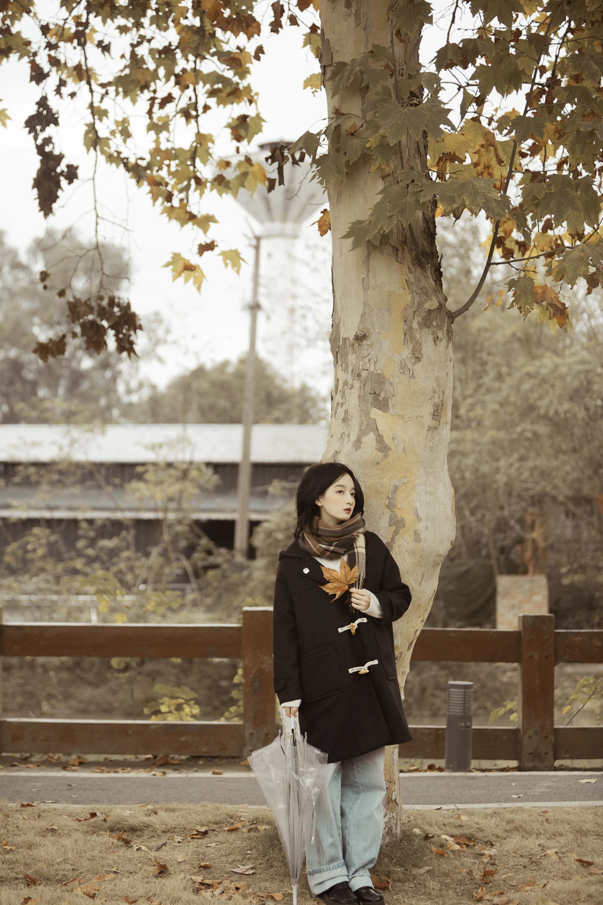 [YITUYU] 2023.01.16 Vol.2925 Walking in the sycamore forest Xiao Luye#[26P]-17