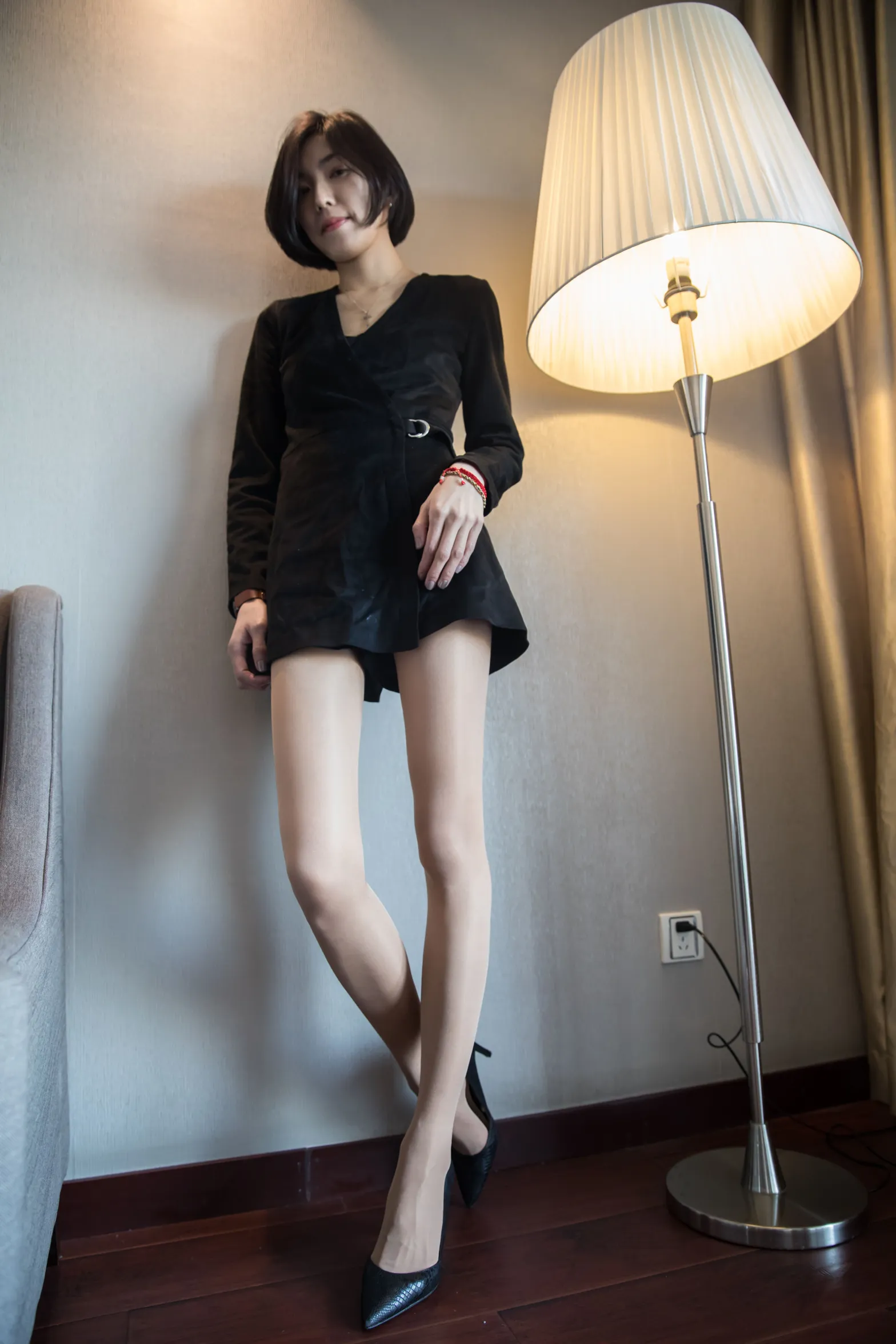 [Mzsock] NO.120 Skinny beauty in the hotel with high heels street photography#[88P]-31